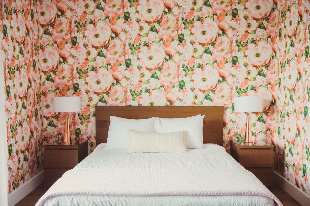 The June Motel, Prince Edward County Picton Ngoại thất bức ảnh